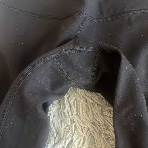 Lululemon Wonder Under Luon Size 2 full length - Picture 5 of 5